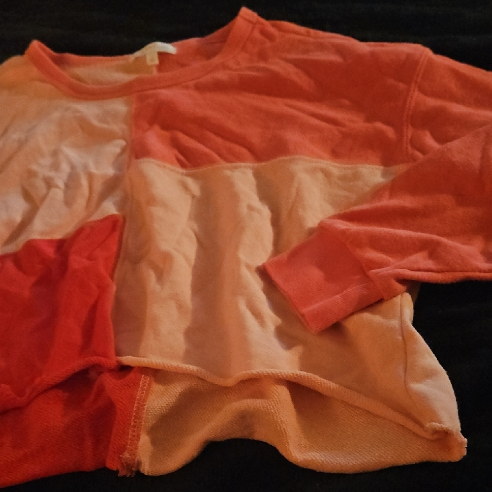 Pink Patchwork Cropped Sweatshirt - Picture 2 of 4